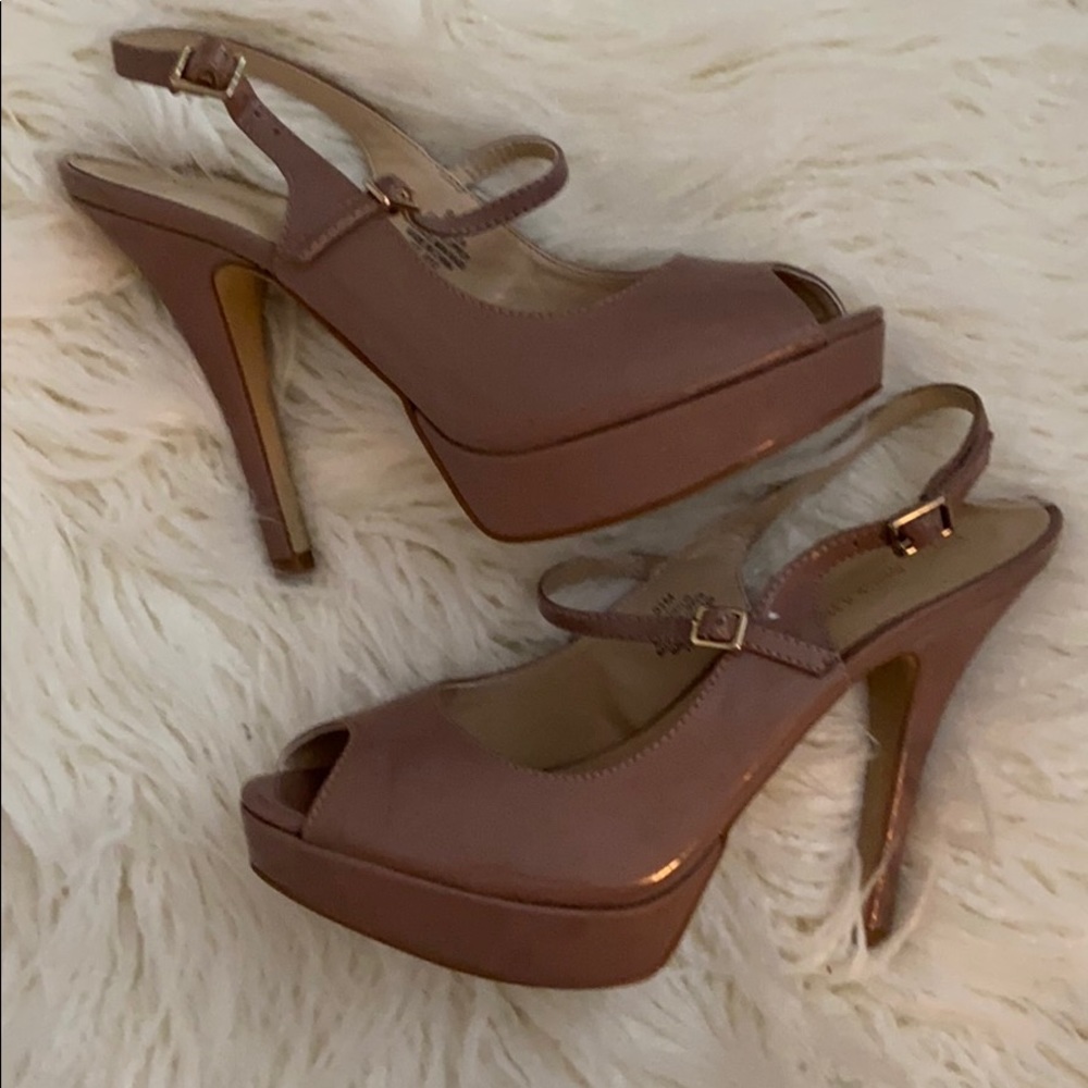 Enzo Angiolini Taupe Platform Sandal